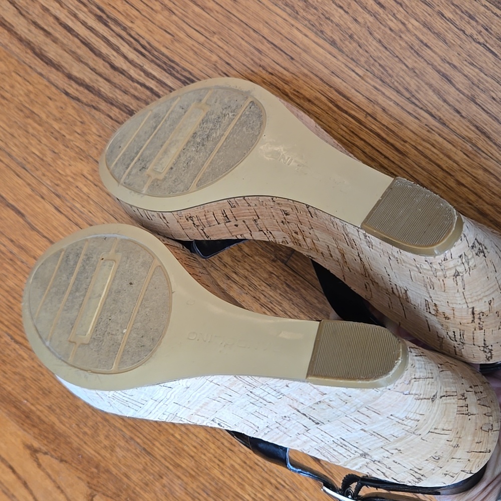 Bandolino Women's 8M Black Patent Leather Cork Wedge Dressy Sandal - Picture 9 of 12